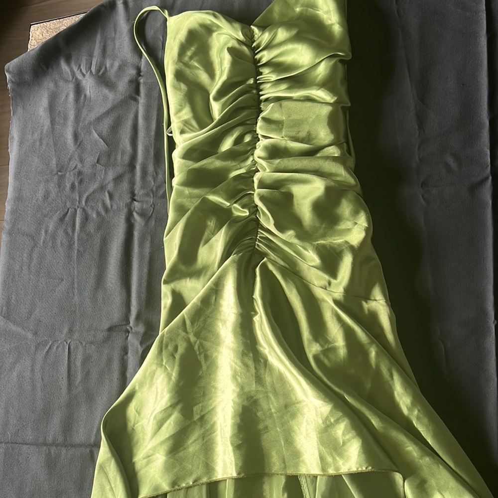 Classy green cinch formal dress with corset back size 7
